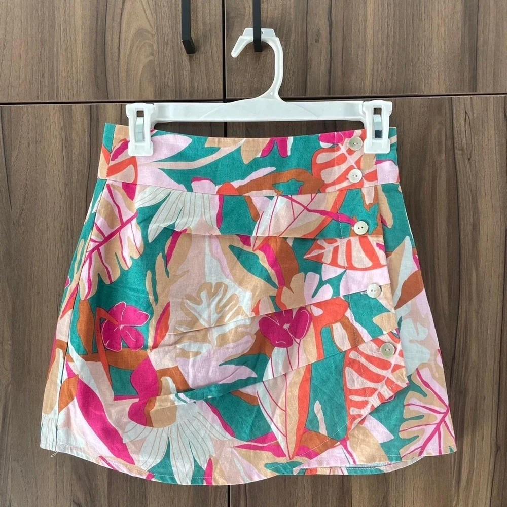 Forever 21 side tropical fun